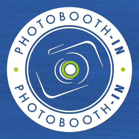 Fotobox mieten bei photobooth-in, Hochzeitsfotograf · Video Augsburg, Logo