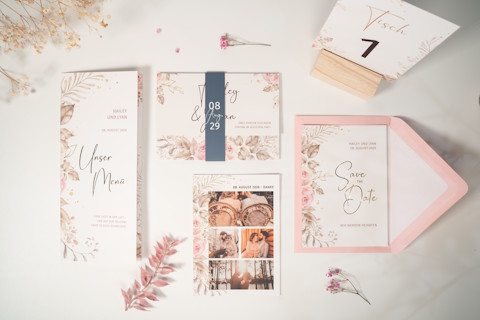 Einladungen selbst gestalten - Einladungskarten & mehr, Hochzeitskarten Augsburg, Kontaktbild Einladungen selbst gestalten - Einladungskarten & mehr, Hochzeitskarten Augsburg, Kontaktbild
