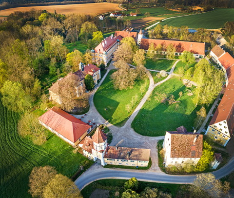 Schloss Blumenthal - der Ort für Ihre Traumhochzeit, Hochzeitslocation Aichach-Klingen, Kontaktbild