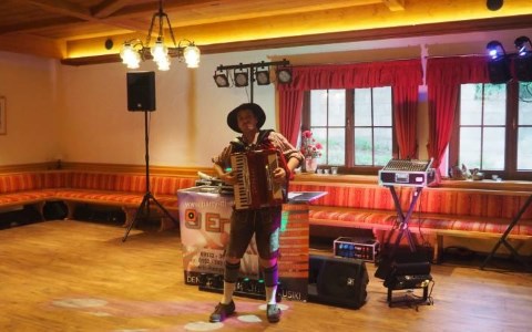 Alleinunterhalter & Party-DJ in Nürnberg & Bayern Bild 1
